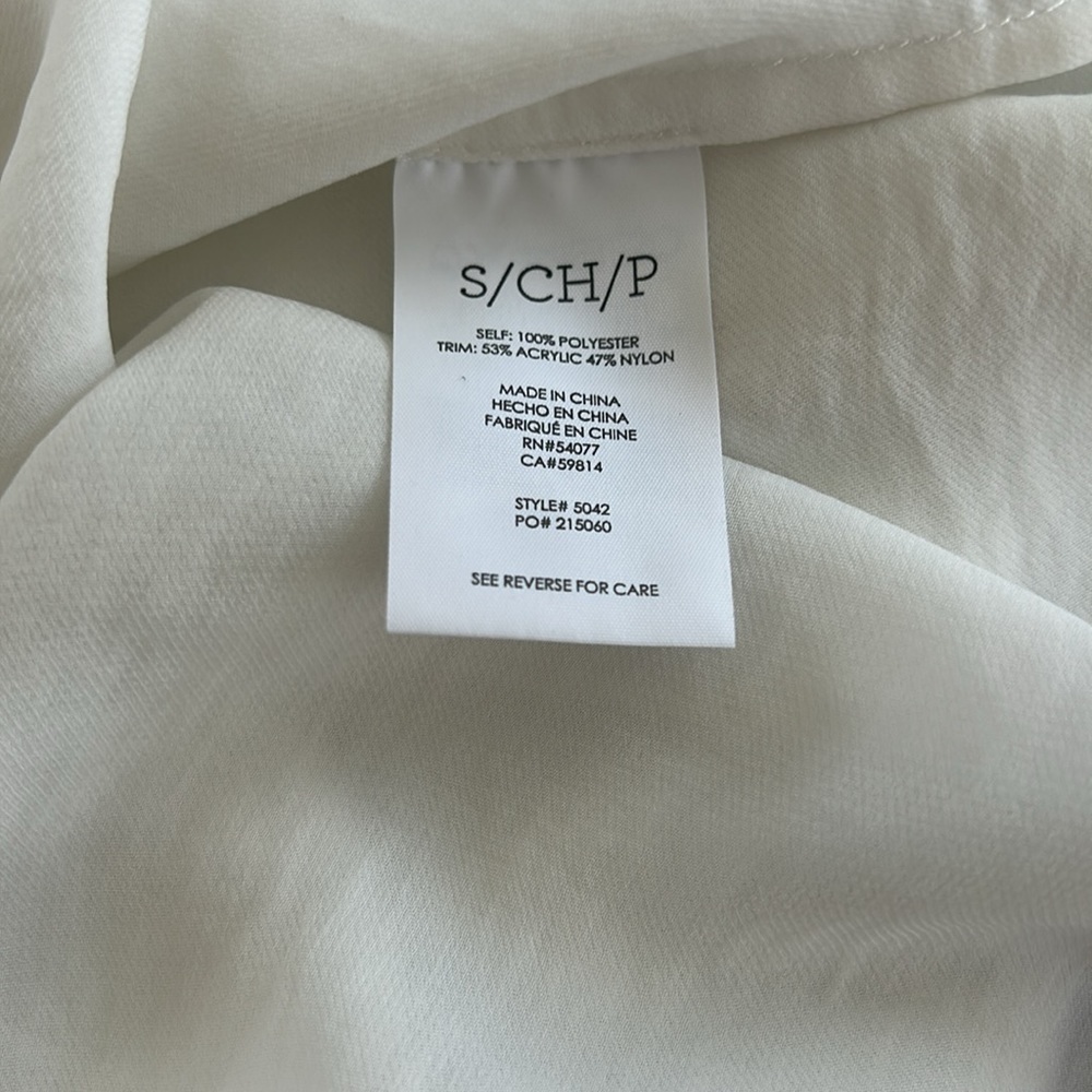 CAbi MARISA BLOUSE CROCHET TRIM - Picture 5 of 6